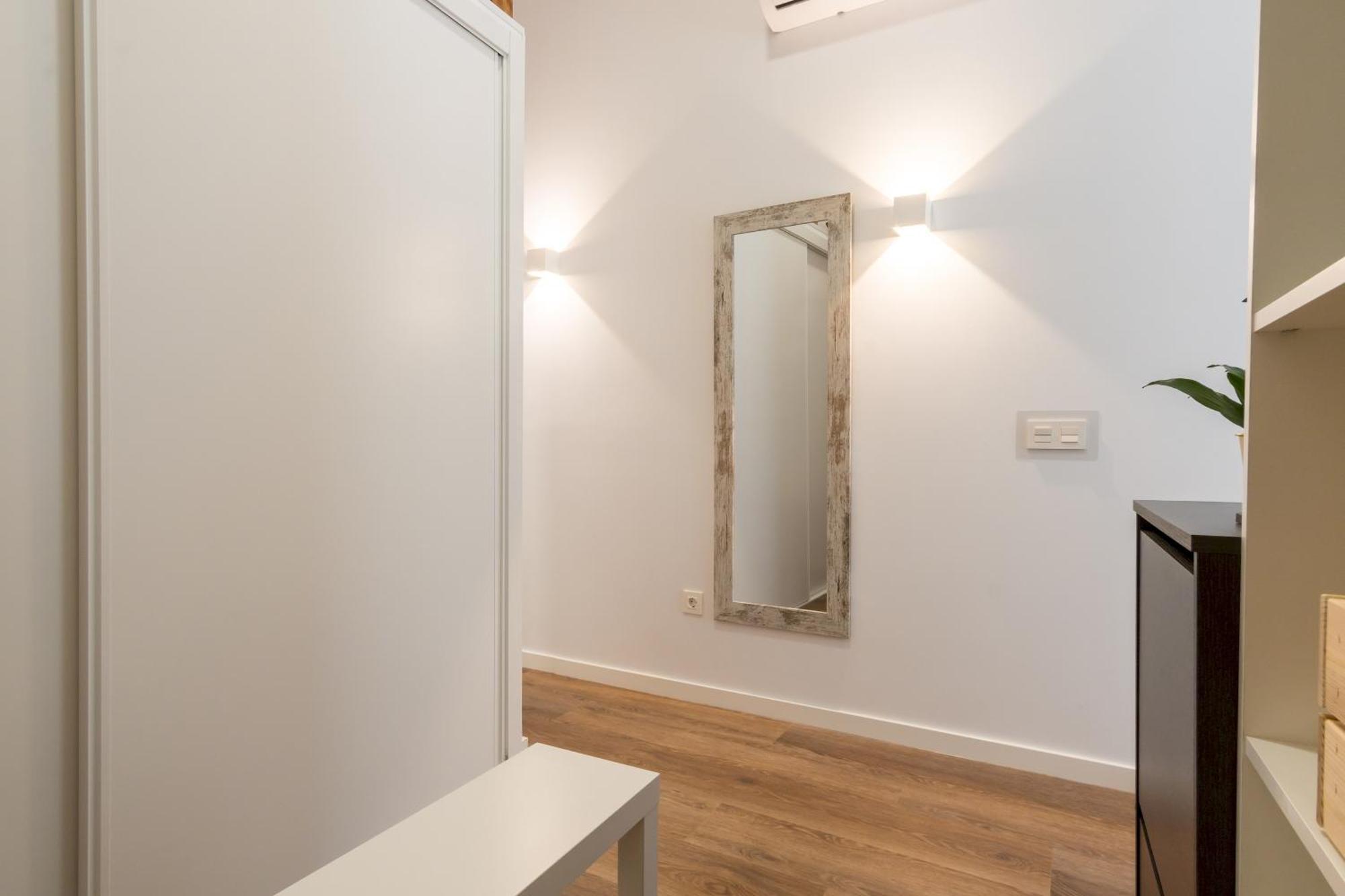 Modern And Cozy- 1 Bedroom 1 Bathroom -Lavapies 马德里 外观 照片